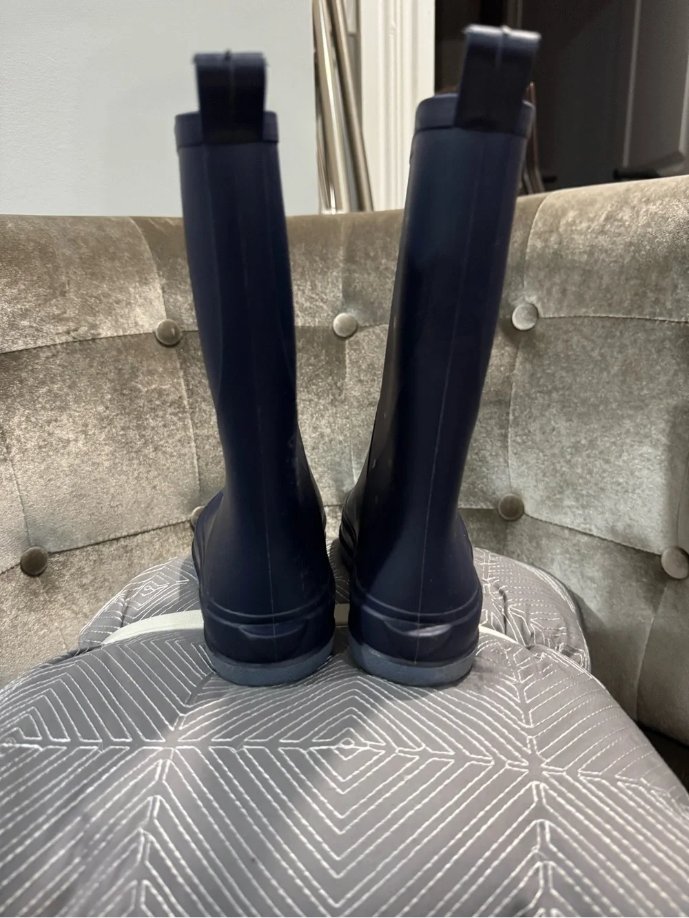 Cat & Jack Classic Navy Rain Boots for kids size 1